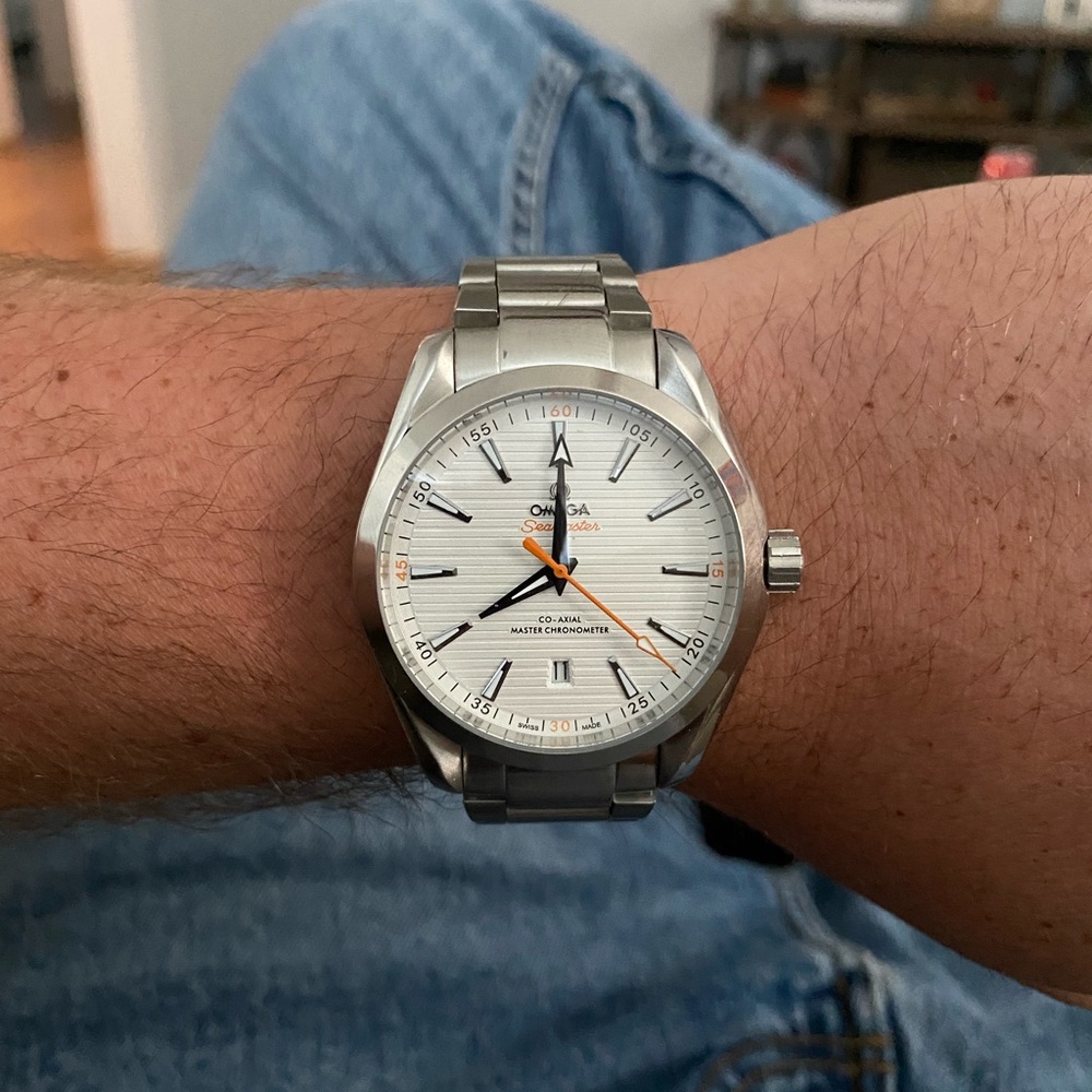 Selling a watch my uncle gave me. I have my Apple Watch so no need for another.